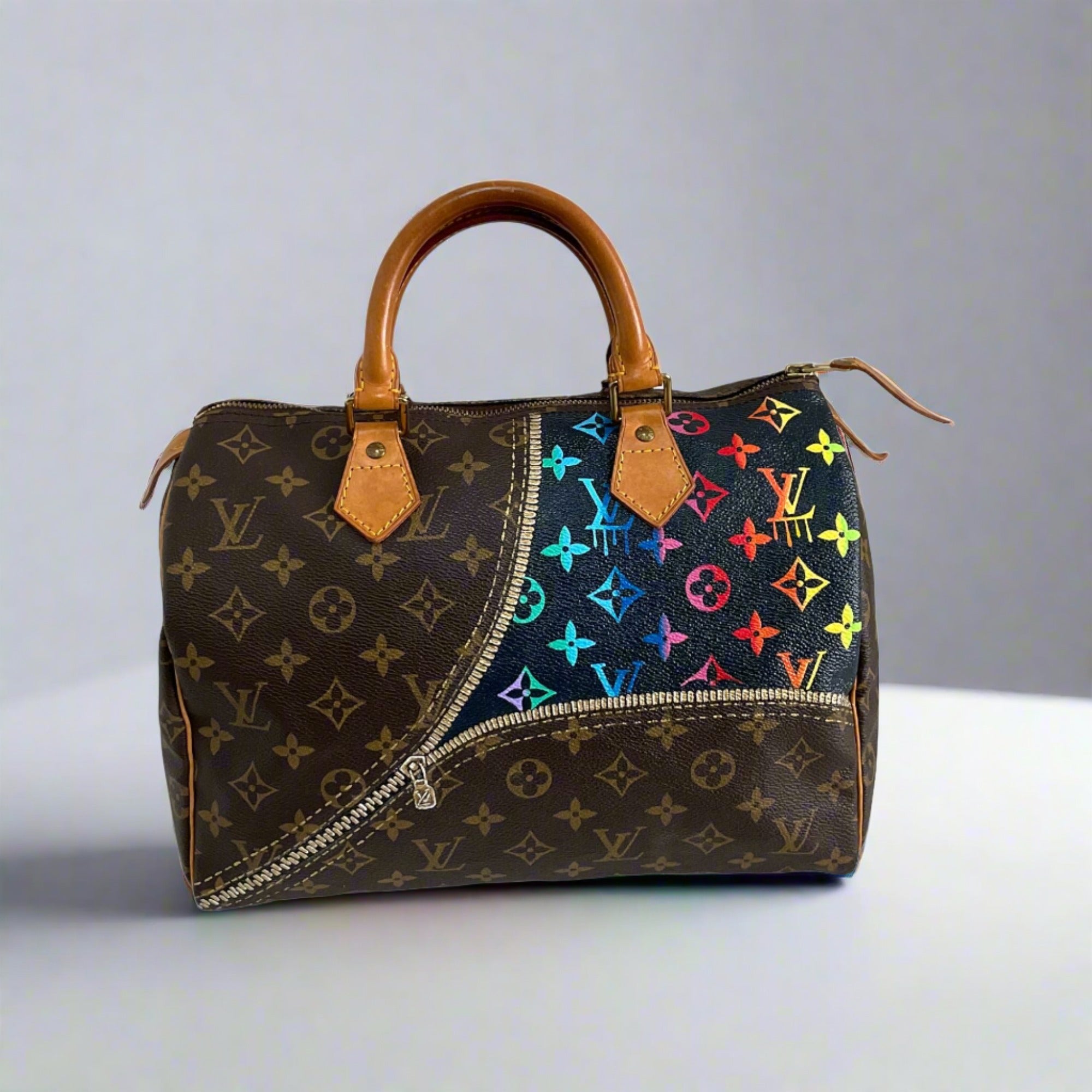Double v leather handbag Louis Vuitton Multicolour in Leather