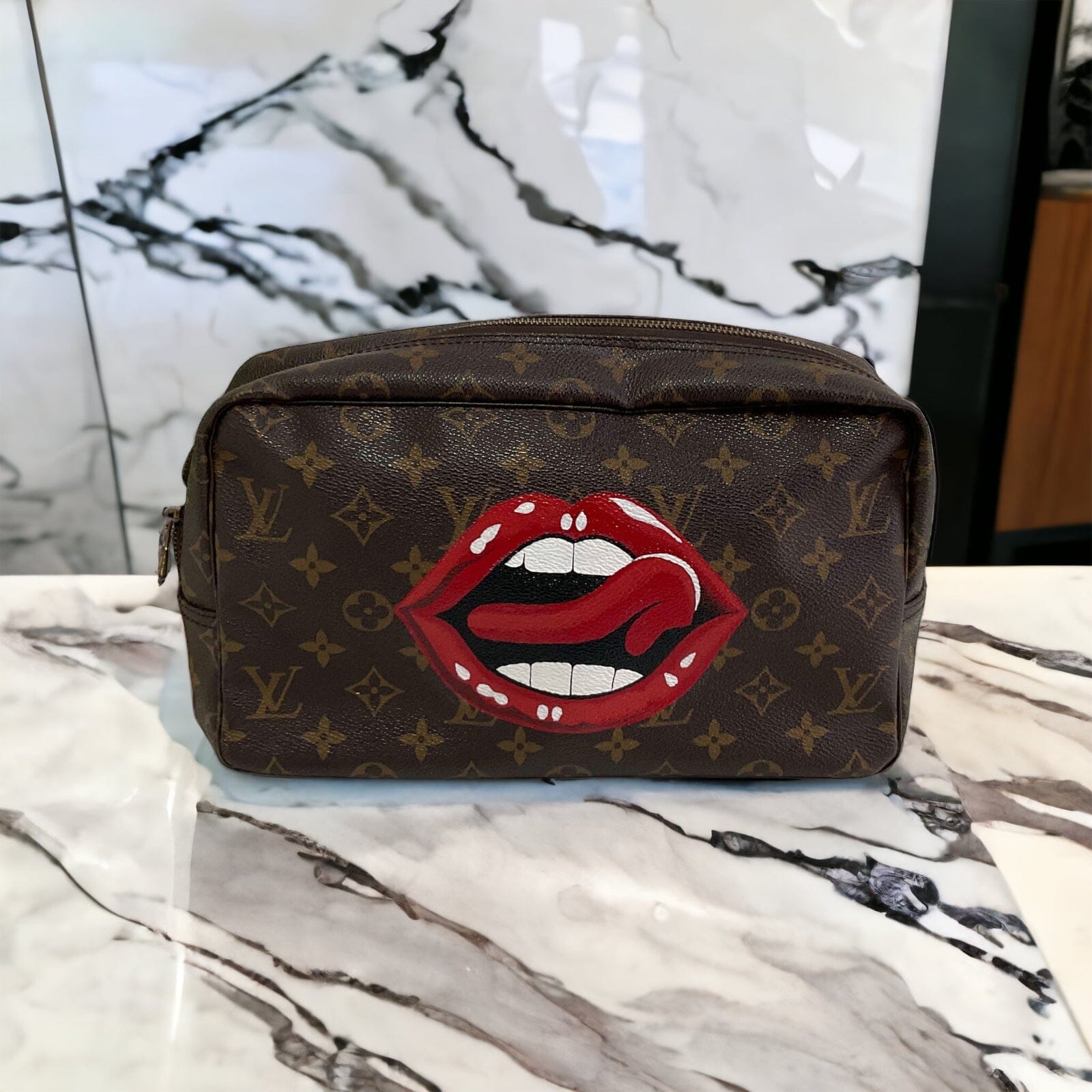Licking Lips by New Vintage Handbags