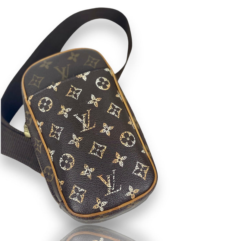 Louis Vuitton pre-owned Pochette Gange Crossbody Bag - Farfetch