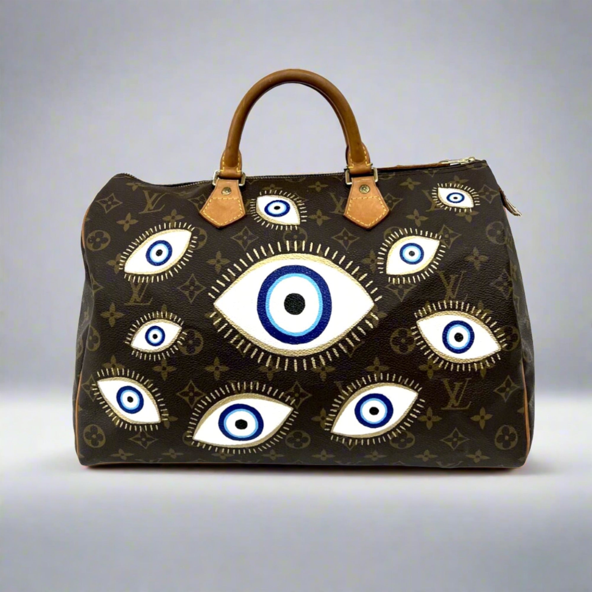 These Elegant and Modern Handbags Have Simple Geometric Designs