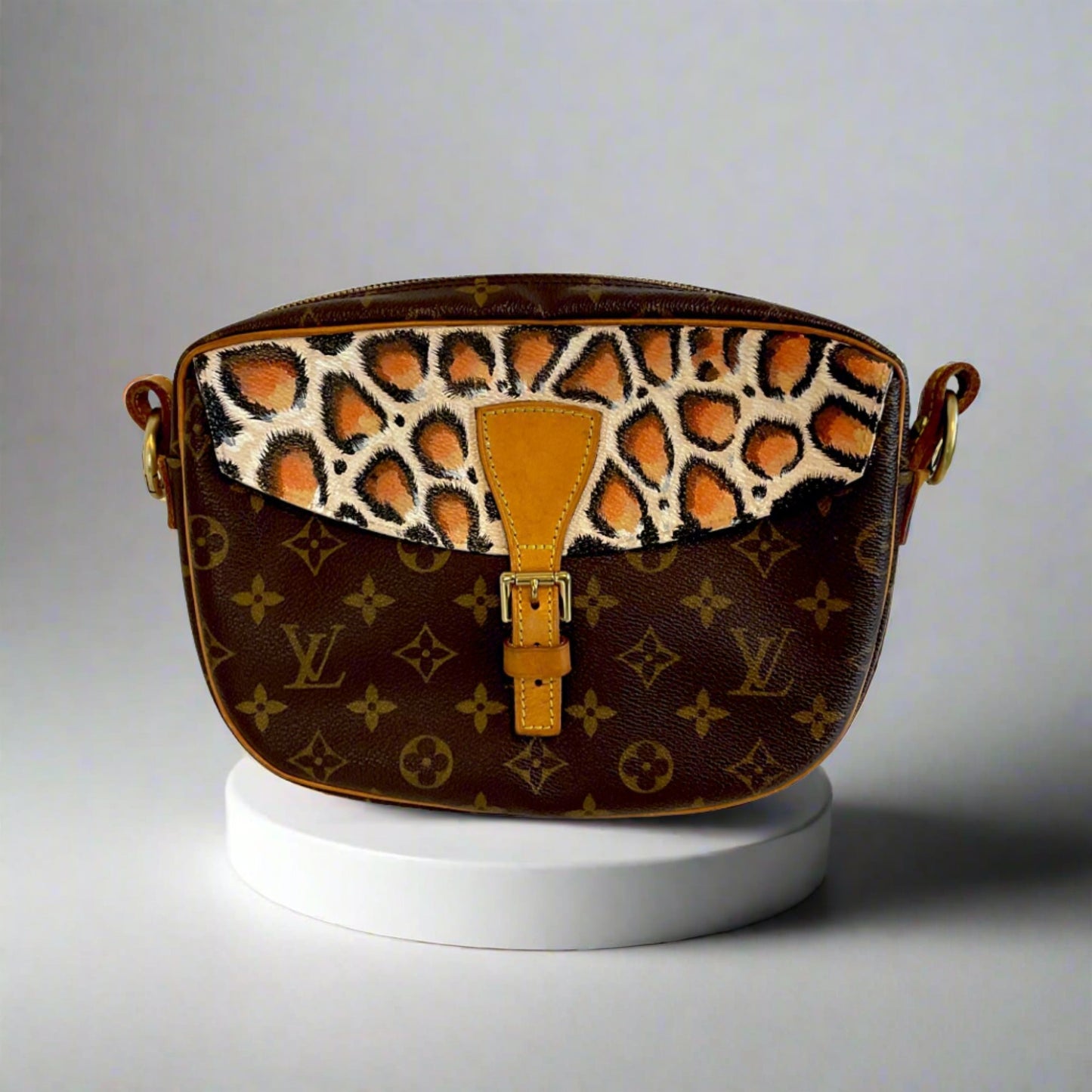 Louis Vuitton, Bags, Authentic Louis Vuitton Jeune Fille Crossbody Bag